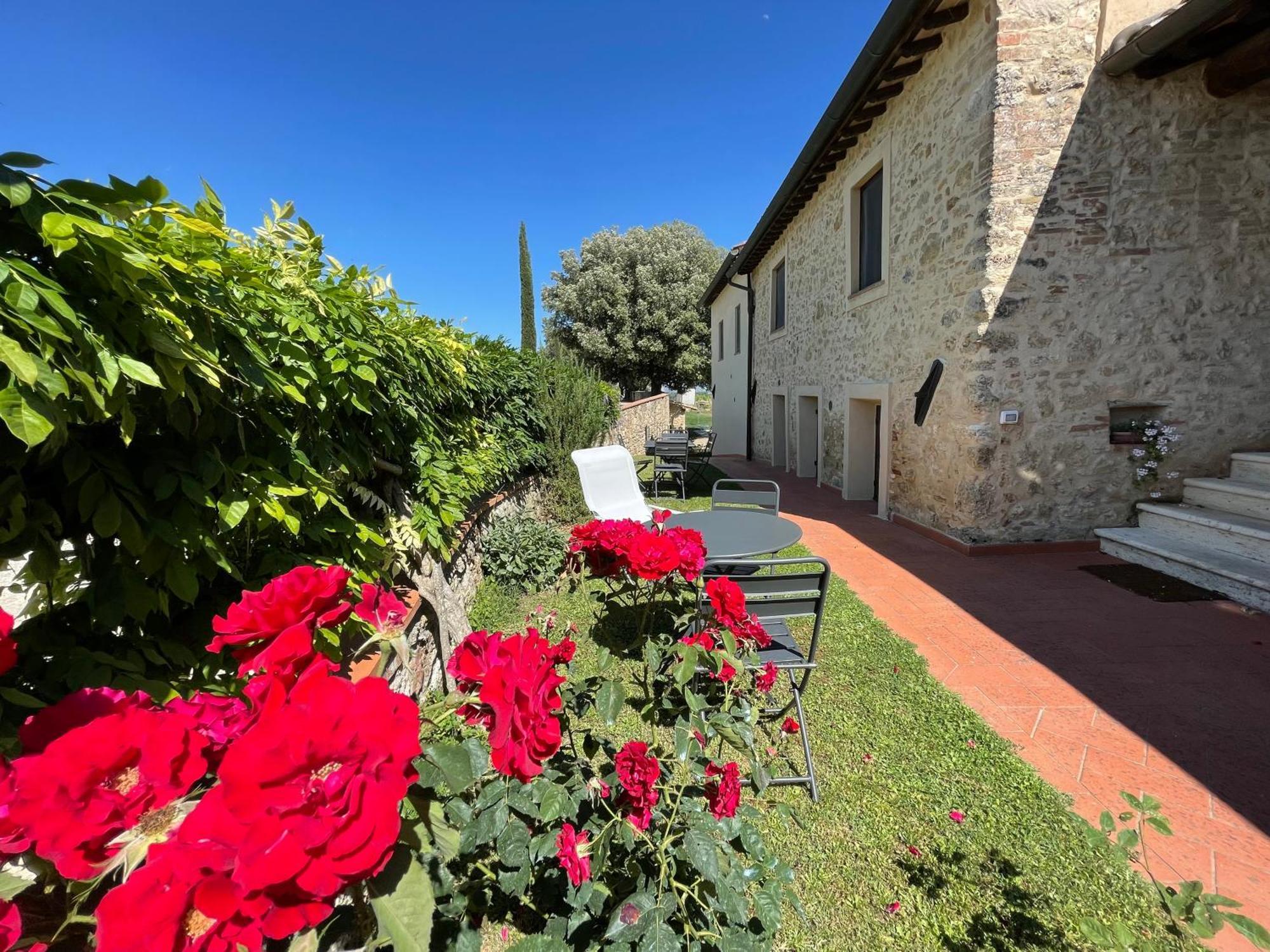 Agriturismo Castello Di Montauto 산지미냐노 외부 사진
