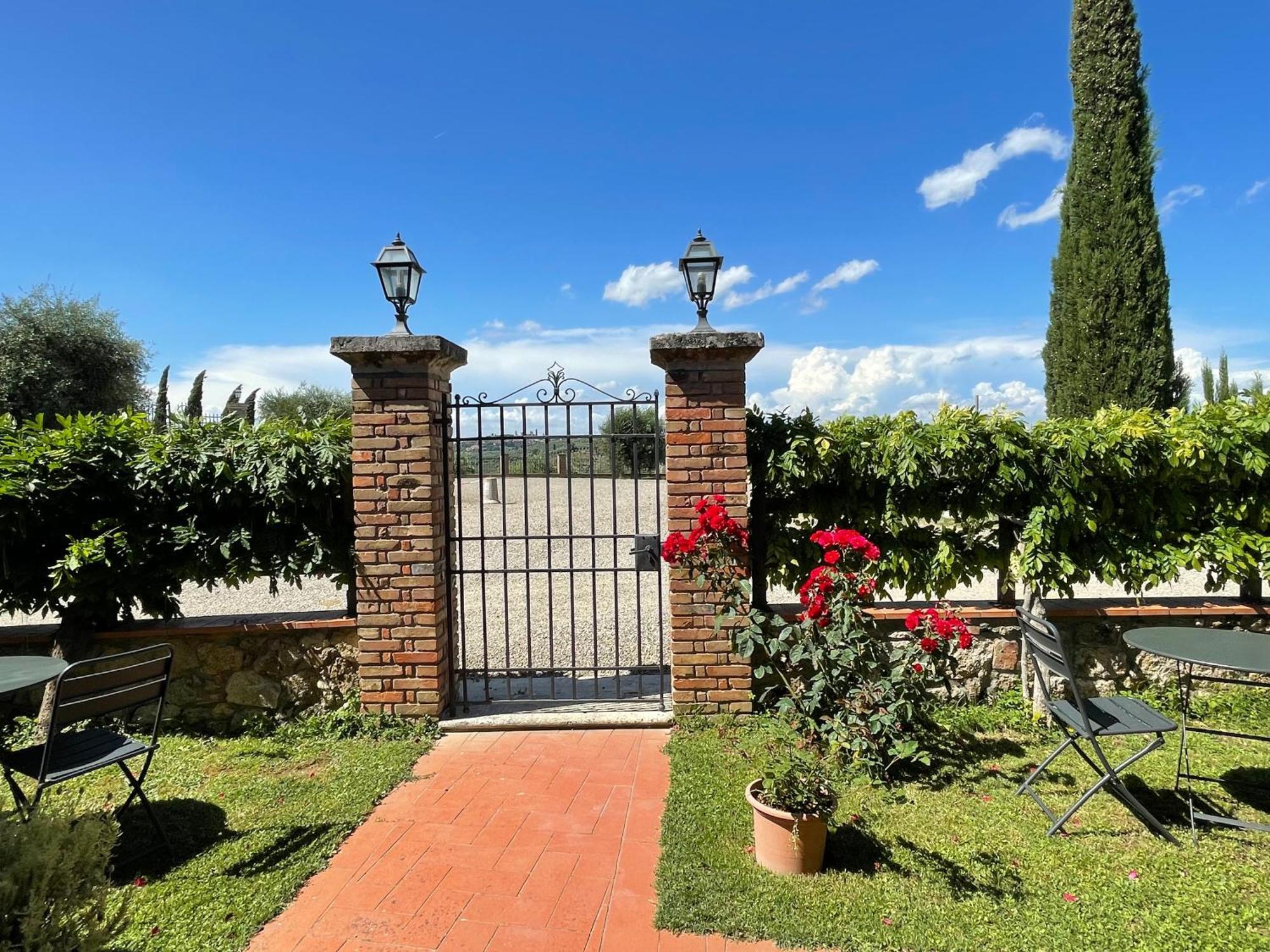Agriturismo Castello Di Montauto 산지미냐노 외부 사진
