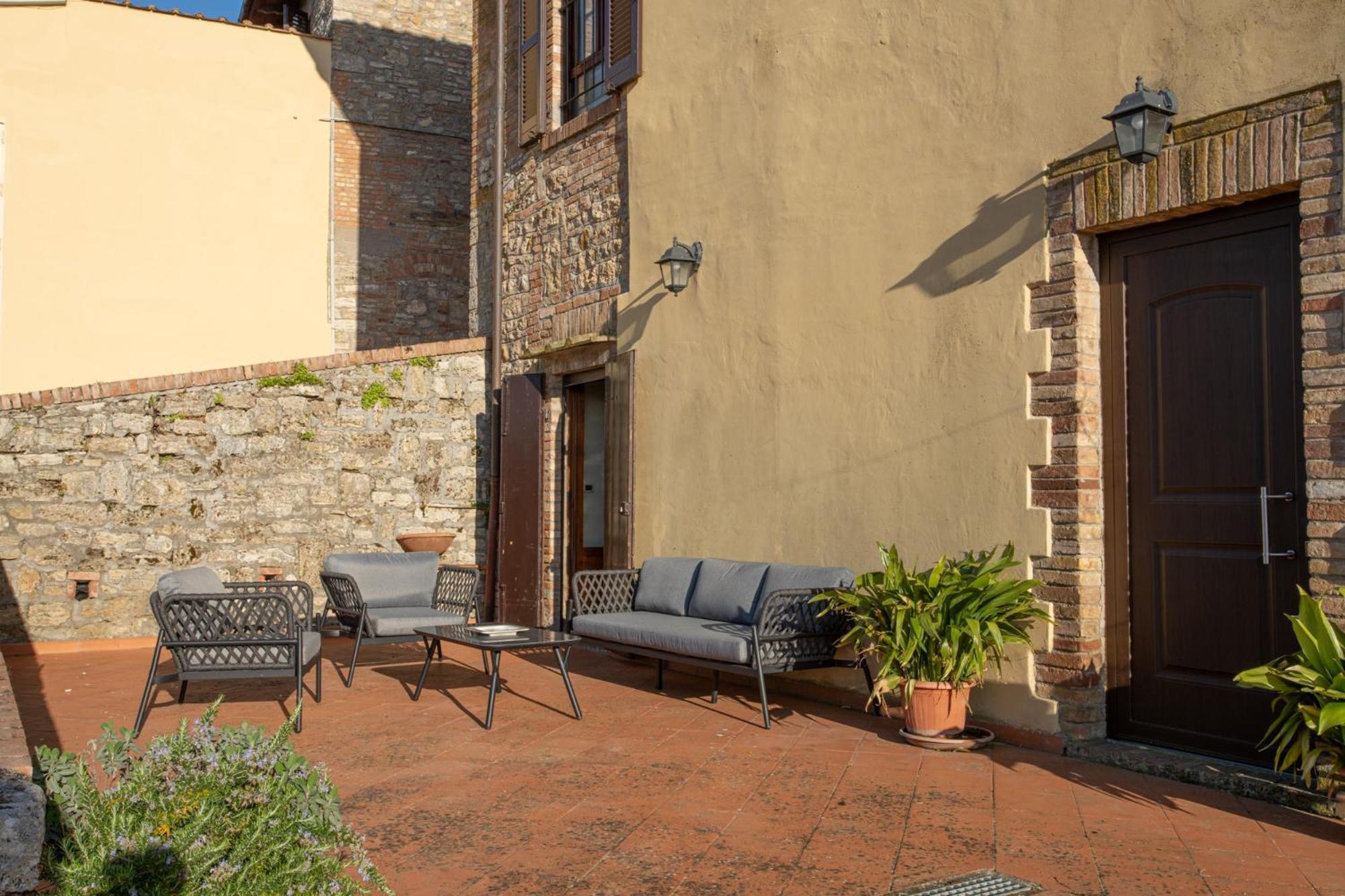Agriturismo Castello Di Montauto 산지미냐노 외부 사진